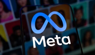 US stocks dip as Meta surges while Microsoft slumps