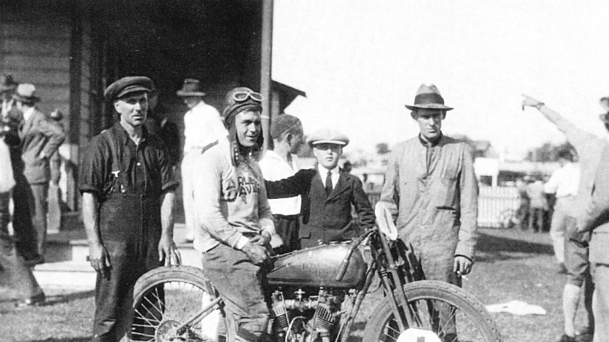 Whanganui motorcycling legend Percy Coleman to be honoured with 100-bike display