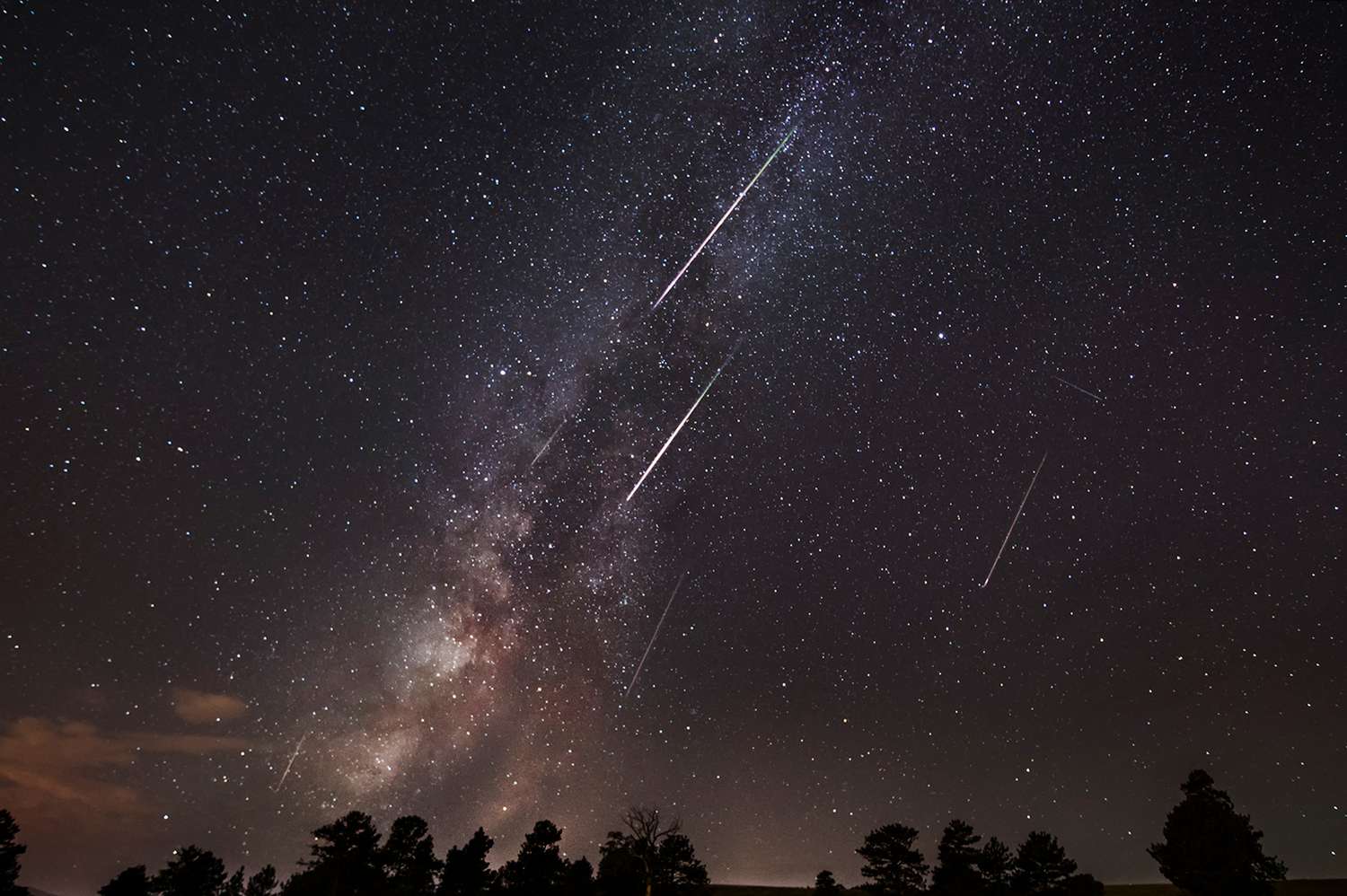The Brightest Meteor Shower of 2026 Will Peak Under a Moonless Sky—Here’s When to Watch
