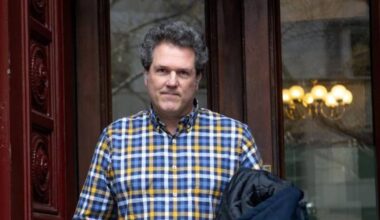 Australian doctor who raised alarm on Erin Patterson closes practice