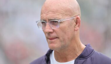 John Mitchell signs new deal with England’s Red Roses