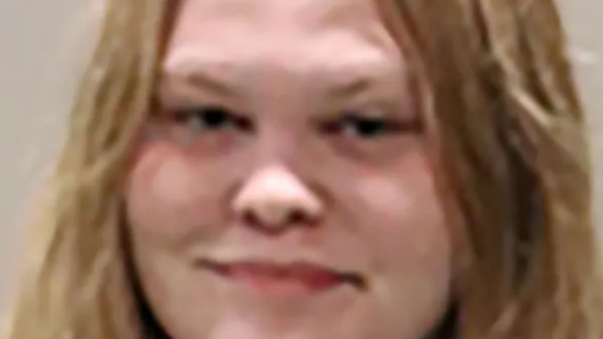 US teenager charged after allegedly assaulting her mother with pork chop