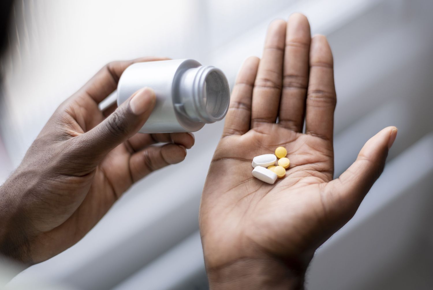 3 Supplements You Should Take at the Right Time for Better Results