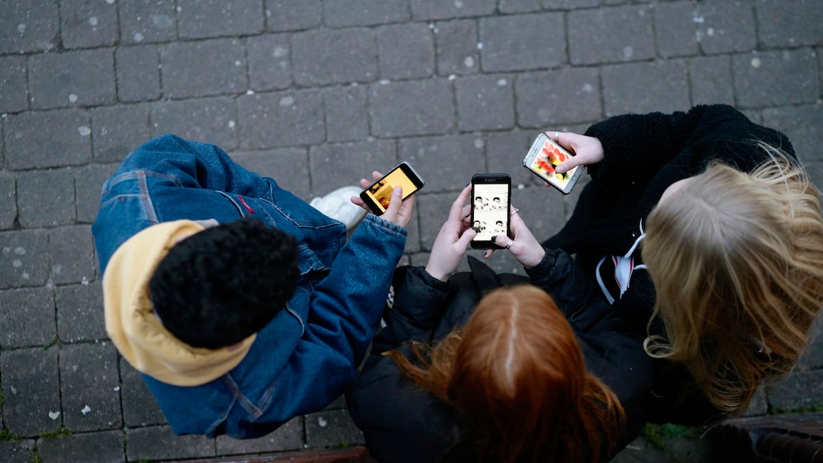 Coroner wants internet restrictions, after teen dies imitating online acts