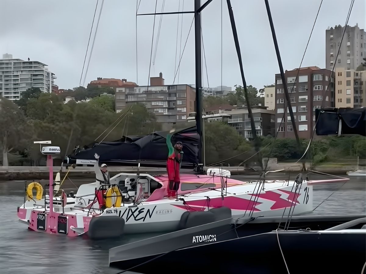 Vixen Racing sails with Globe 40 fleet before turning for New Zealand