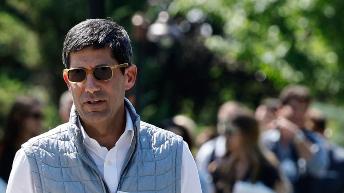 Trump picks former US Fed official Kevin Warsh as next central bank chief