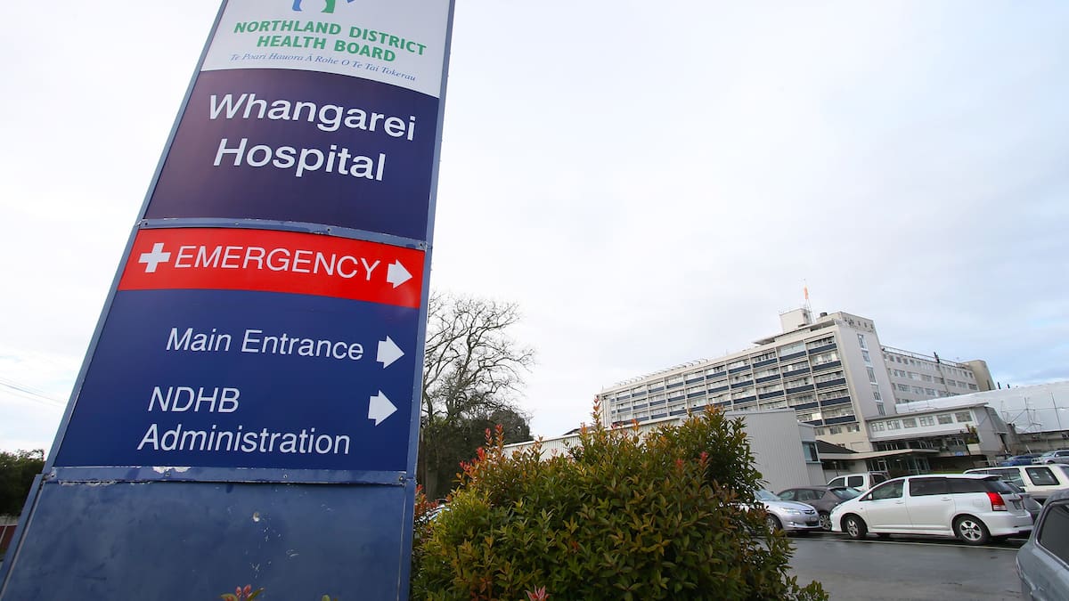 83-year-old woman dies after fall from stretcher at Whangārei Hospital