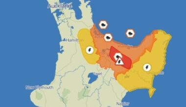 Fresh severe thunderstorm warning issued as wild weather continues
