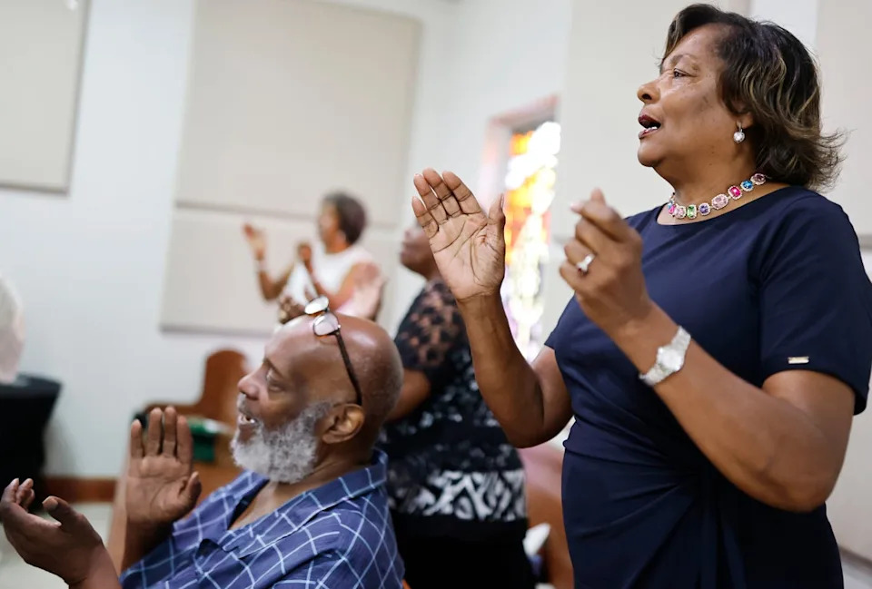 A choir sings in August in New Orleans, Louisiana. Singing can help you lose weight and improve your mood (Getty Images)