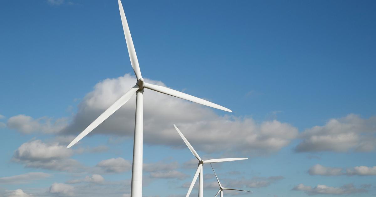 Solar and wind overtake fossil fuels in the EU