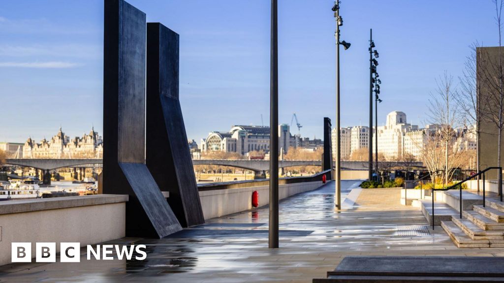 Old super sewer building site opens as new public space on Thames