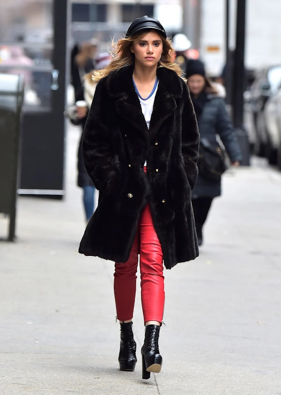 celebrity sightings in new york city december 9, 2016