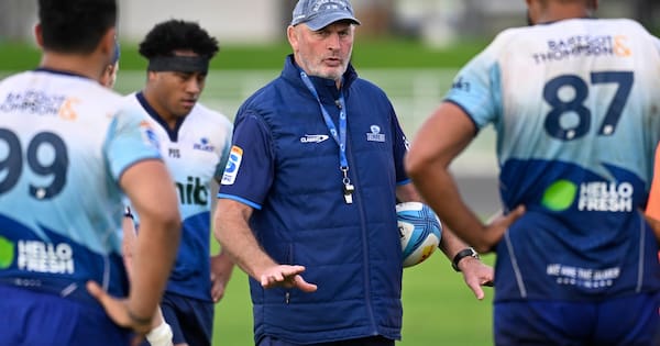 Coach Vern Cotter to swap Blues for Reds next year