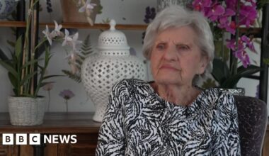 Robbie Williams fan Norma, 94, dies weeks after video call
