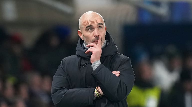 Chelsea's head coach Enzo Maresca reacts during the Champions League opening phase soccer match between Atalanta and Chelsea, in Bergamo, Italy, on December 9, 2025.