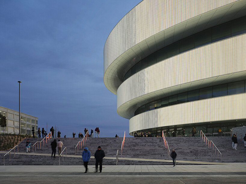 david chipperfield architects' arena milano prepares for the 2026 winter olympics