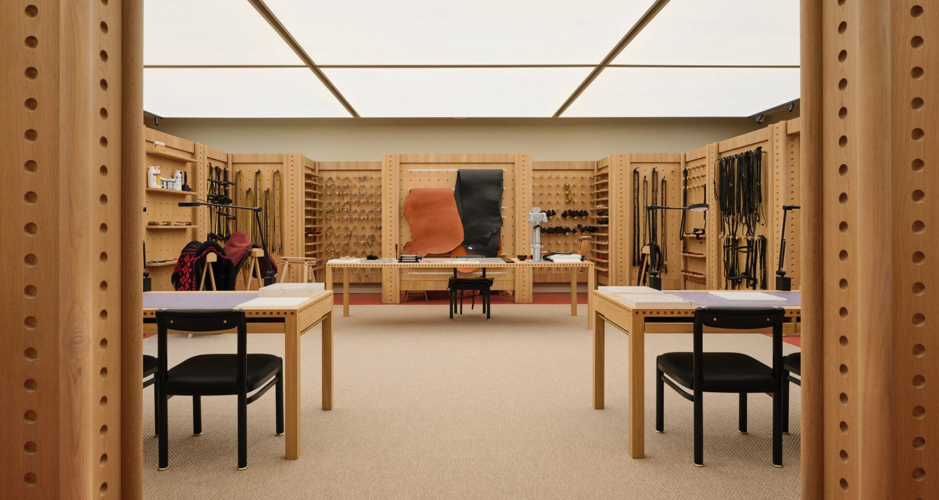 Abu Dhabi riding school ADREA by David/Nicolas