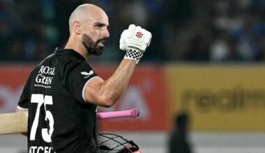 Overlooked Daryl Mitchell shines to give New Zealand a chance at history