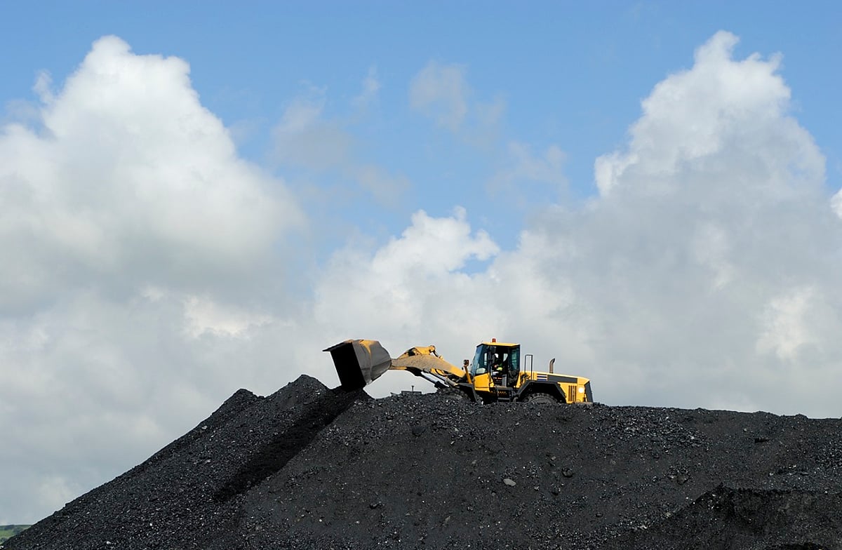 Renewables Surge as Coal Remains Backbone