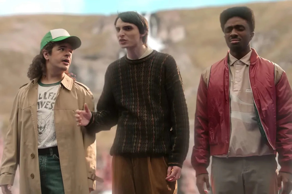 Finn Wolfhard and his “Stranger Things ”costars spoof show's secret episode and “SATC” in hilarious “SNL ”parody