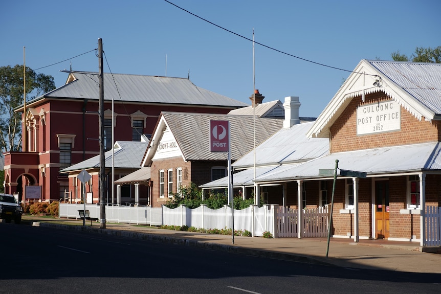 The main street of Gulgong