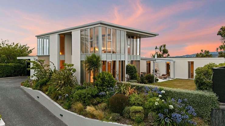 A three-bedroom cottage for sale at 19 Moir Street, in Wellington's Mount Victoria, is selling for below its RV. Photo / Supplied