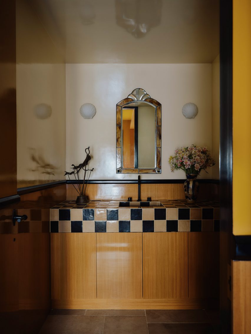 Bathroom designed by Ecru Studio