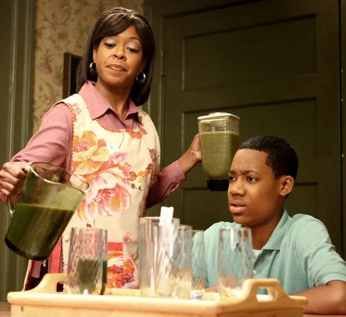 Tichina Arnold and Tyler James Williams in a TV scene
