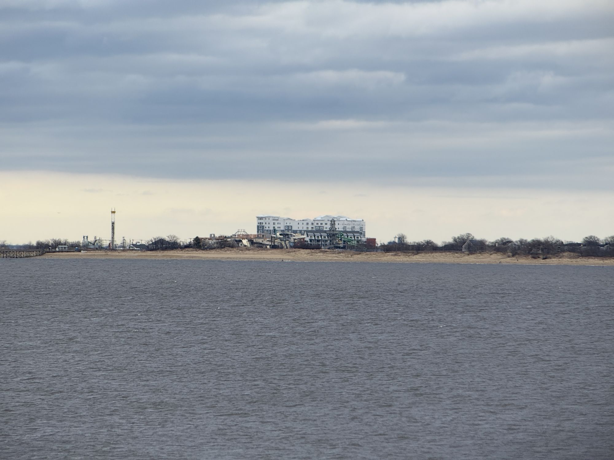 Shiftcam 240mm Super Zoom Tele zoom sample.