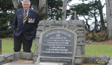 Stolen war veterans' plaques 'damaged beyond repair'