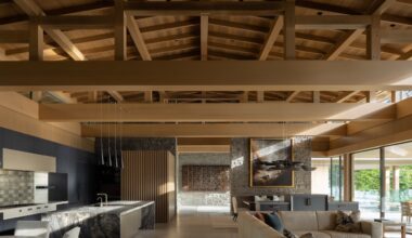 Residence Designed to Weather Along British Columbia Coastline