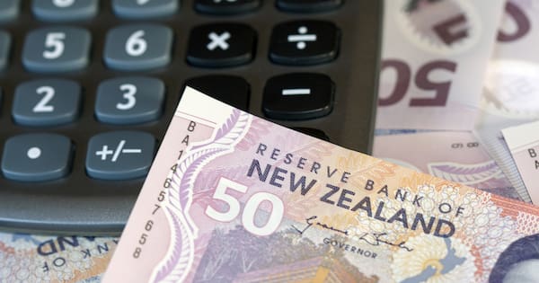 Get your finances sorted in 2026: Set a budget