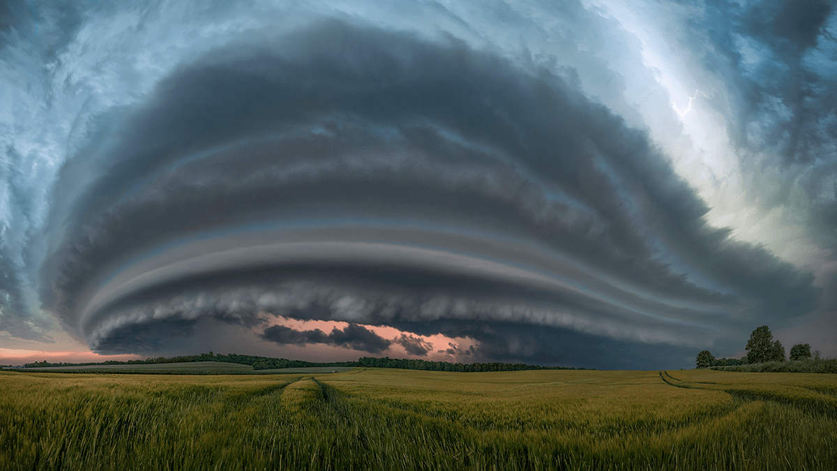 Featured Photographer in the 'Pursuit of Power' SWE Calendar (July 2026) » Severe Weather Europe
