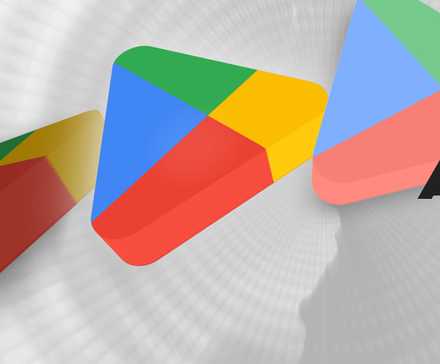 Three Google Play Store arrows in a row against a grey background.