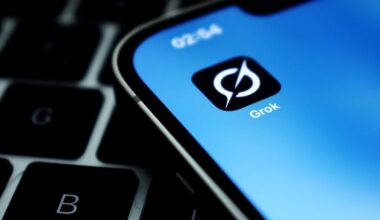 xAI Wants to Hire Award-Winning Writers to Train Elon Musk's Stupid AI Chatbot