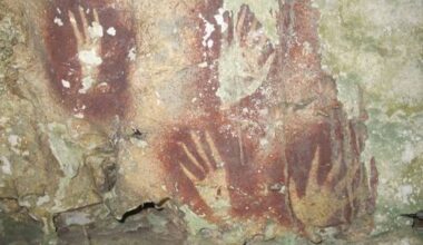 Ancient rock art sheds light on migration of early Australians