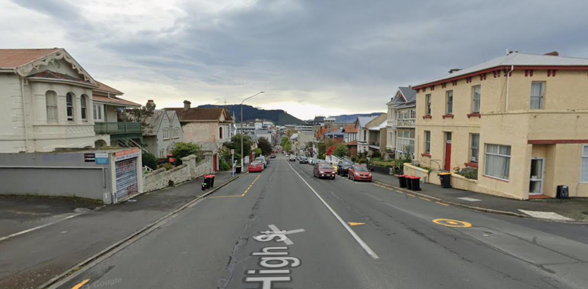 Dunedin eviction sparks door kicking and throat-cutting threats