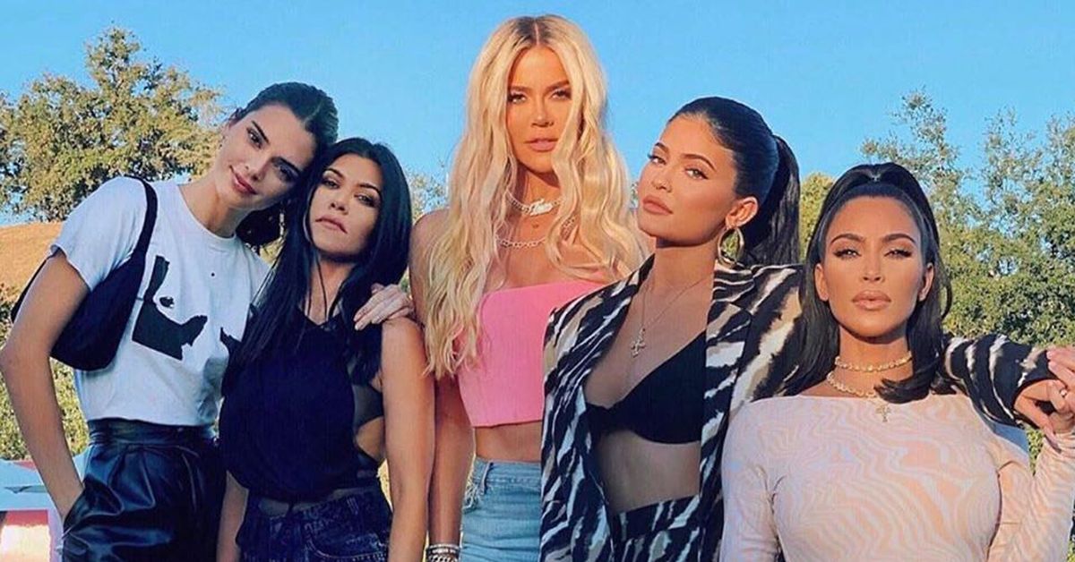 Khloé Kardashian reveals on her Khloé In Wonder Land podcast her and her sister's approach to money and splitting bills when they're out