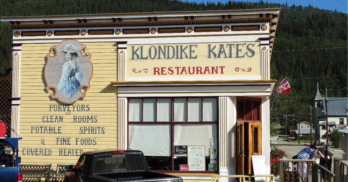 Canada is poised to lose 4,000 restaurants in 2026. Does anyone care?