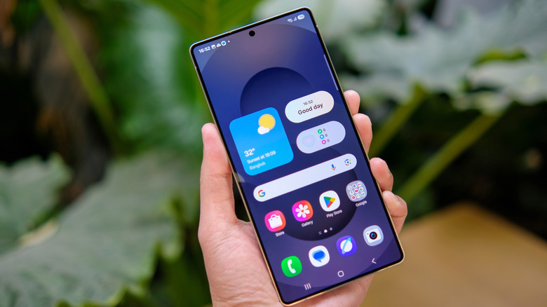 Samsung Galaxy S25 Ultra display