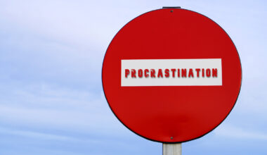 4 Essential Apps That Will Actually Help You Stop Procrastinating