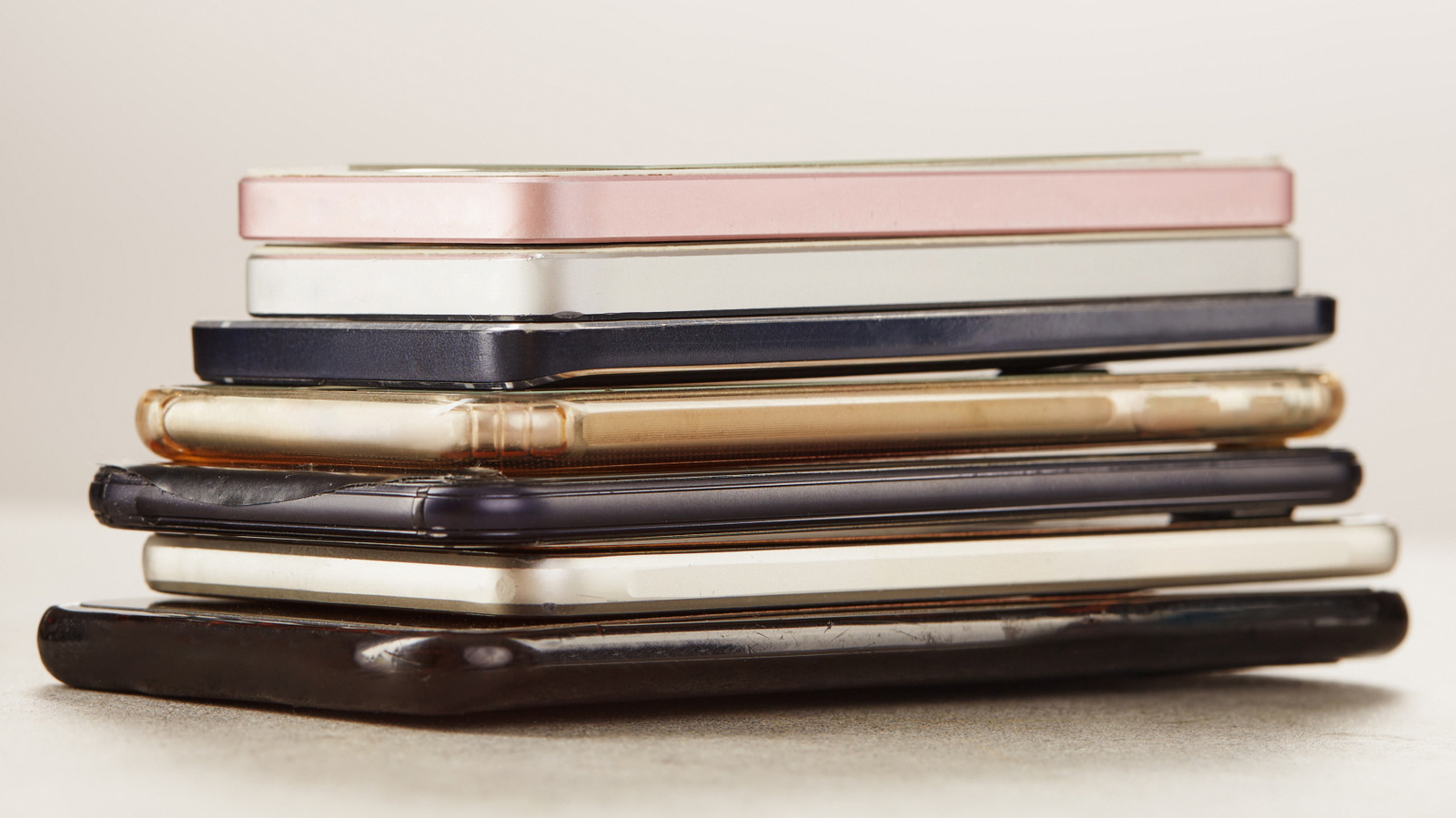 The 13 Worst Smartphones Ever Made