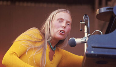 The 5 Biggest Grammys Snubs Of The '70s