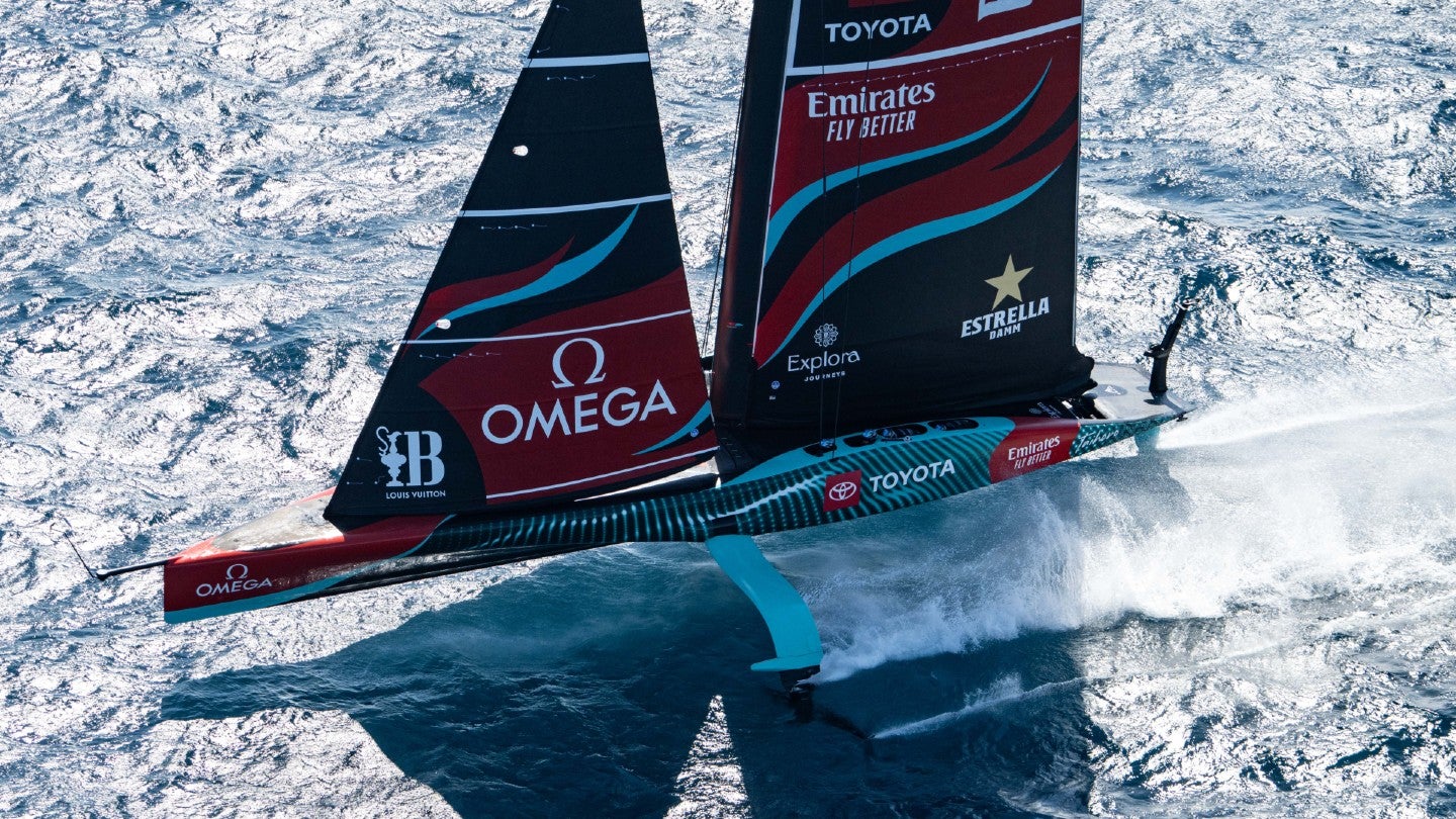 Emirates renews long-standing Team NZ America's Cup tie-up