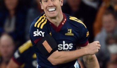 Sporting stalwarts set to swing