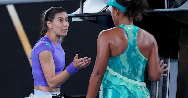 Fireworks outshine fashion as Osaka offers apology