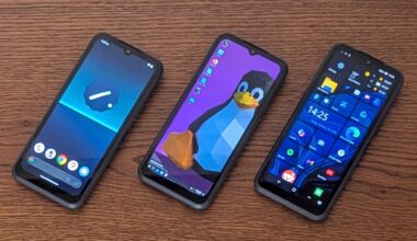 This Phone Runs Android, Linux, and Windows to Replace 3 Computers