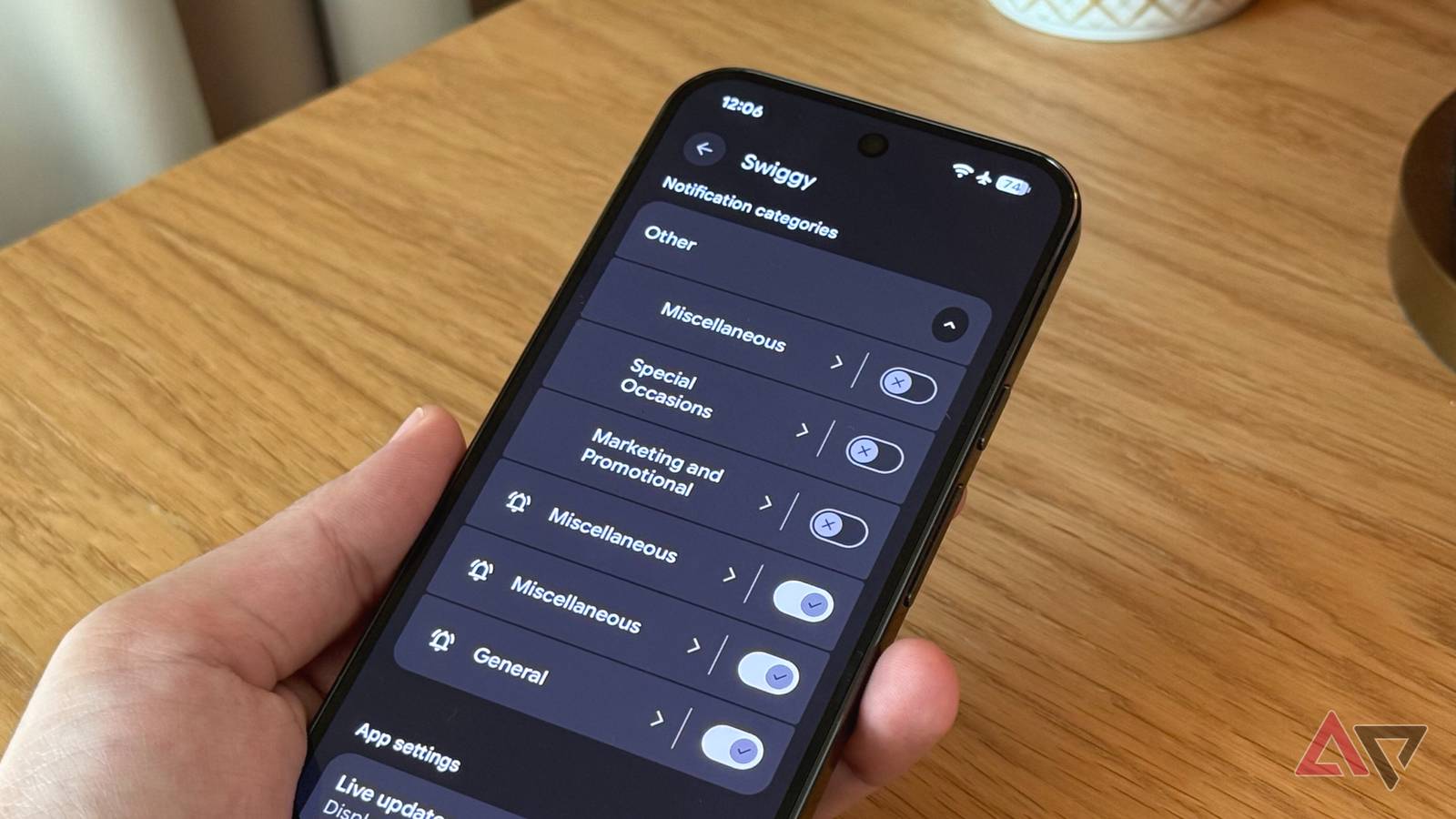 5 simple ways to give your old Android phone a second life