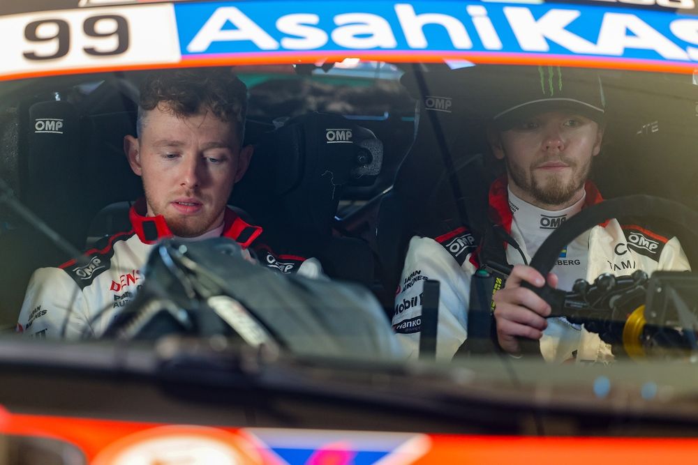 Oliver Solberg, Elliott Edmondson, Toyota Gazoo Racing WRT Toyota GR Yaris Rally1