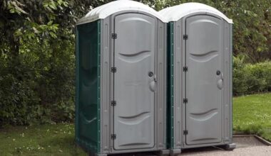 500 litres of human waste spills onto Canterbury road